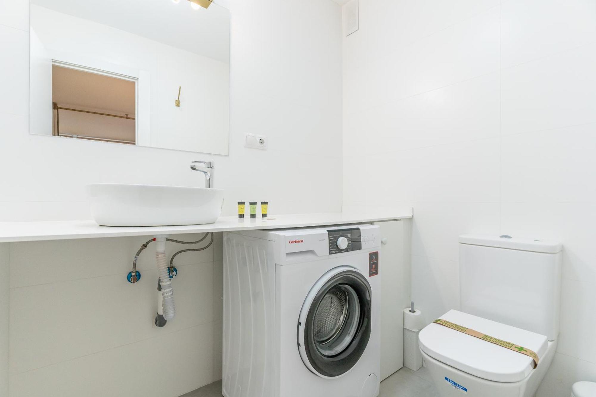 Cozy And Bright-1Bedroom 1Bathroom-Las Letras 마드리드 외부 사진